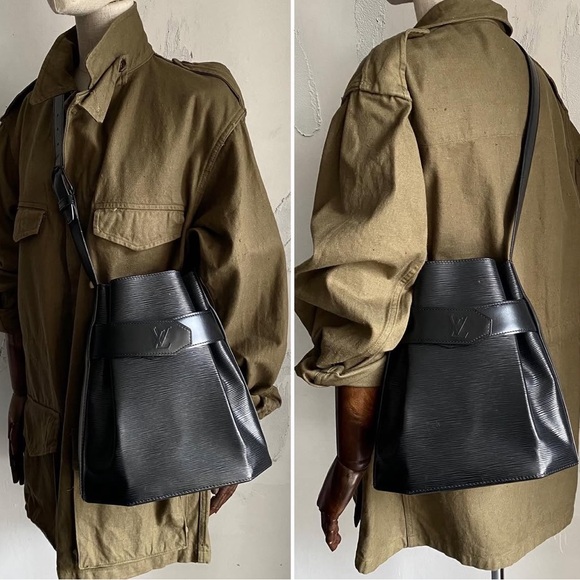 Authentic Louis Vuitton Sac de Paul PM shoulder bucket bag black Epi leather - Picture 5 of 16